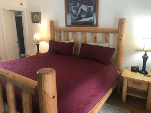 Dunsmuir Cabin | Dunsmuir Lodge