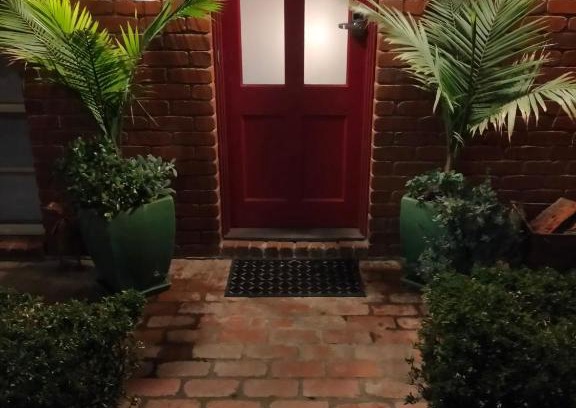 Mount Clear House | Dunstans Guest House