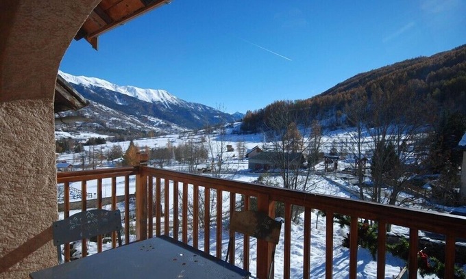 La Salle-les-Alpes Apartment | DUPLEX 7 to 9 people - Le BEZ - SERRE CHEVALIER 1400 - at the foot of the slopes