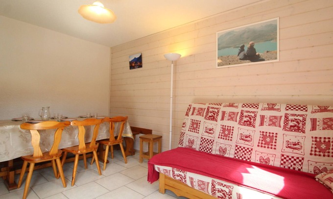 Lanslevillard Apartment | Duplex apartment for 6 with parking in Val Cenis