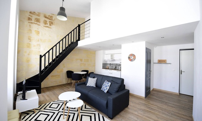 Bordeaux Sud Apartment | ★ DUPLEX ★ COZY ★ PARKING (optional) ★ SWEETHOMEBORDEAUX