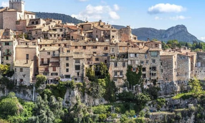 Tourrettes-sur-Loup Apartment | Duplex Dans Maison de Village Pour 6 Personnes à Tourrettes sur Loup
