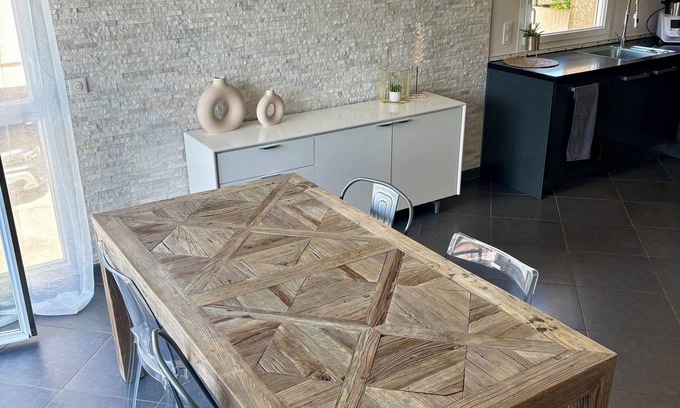 Saint-Pierre-en-Faucigny Apartment | Duplex apartment with garden