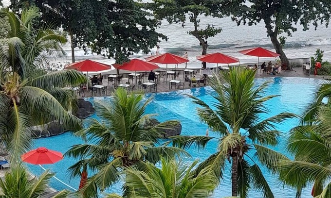 Arue Apartment | Duplex on the beach, with swimming pool, steam room, sauna, fitness room