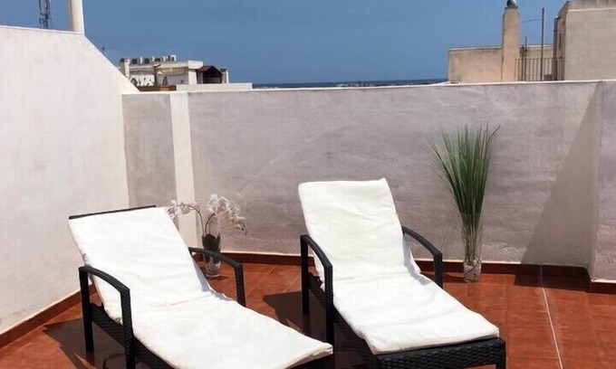 Foios Apartment | DUPLEX PENTHOUSE WITH ROOFTOP TERRACE!