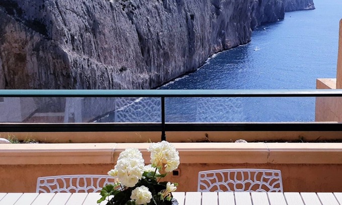 Pueblo Mascarat Apartment | Duplex penthouse with stunning views in front of the Mascarat beach