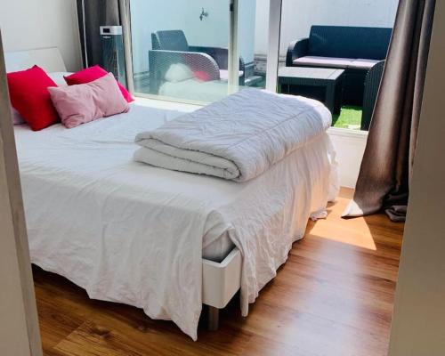 Porte-Dauphine Apartment | Duplex près des Champs-Élysées
