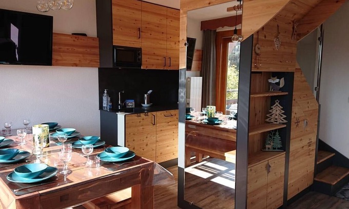 Puy-Saint-Vincent Apartment | Duplex T5 3* 8/10 pers at 1800m at the foot of the slopes.