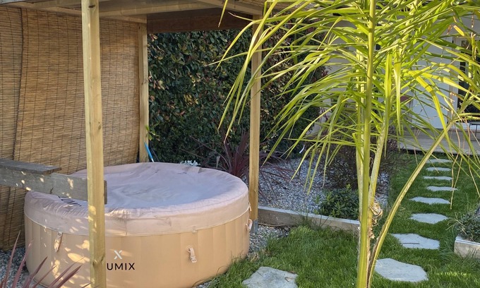 Hyeres House | Duplex with garden and Jacuzzi in the countryside