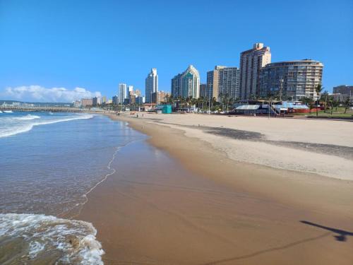 South Beach Apartment | Durban South Beach Marine Parade Holiday Apartments Golden mile