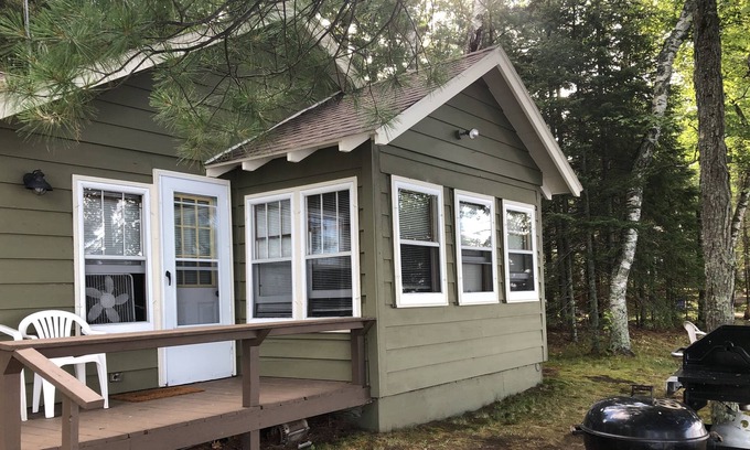 St Germain Cabin | Dutch’s Little Acre Three Season Cottage Rental