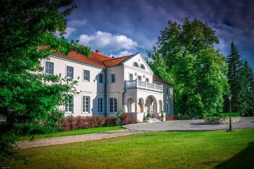 Biala Piska Hotel | Dwór Kaliszki
