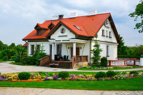 Rajgrod Resort | Dworek Opartowo