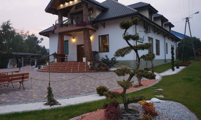 Sieradz Bed & Breakfast | Dworek w Dawnej Szkole
