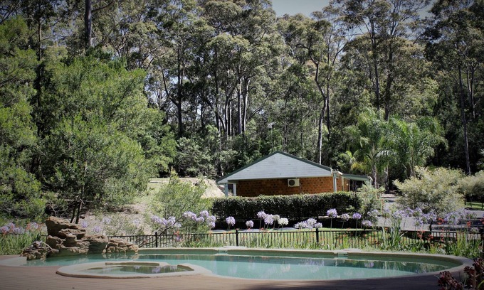 Barragga Bay Cottage | DYBARA PARK Cottages