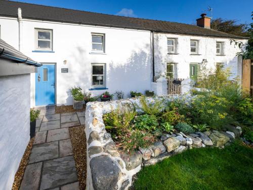 Aberporth House | Dyffryn Cottage