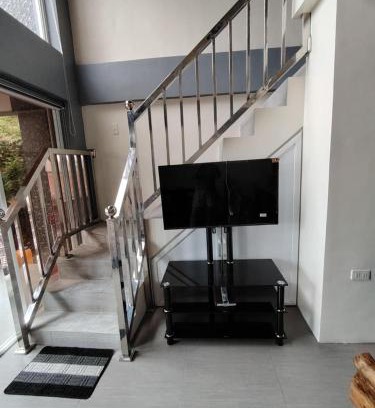 Lobo House | E - House VILLA Kristina