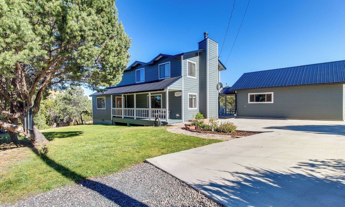 Springerville House | Eagar Vacation Rental Home w/Spacious Deck!