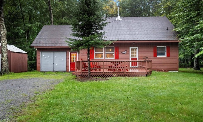 Eagle Bay House | Eagle Bay ADK Lake House Vacation