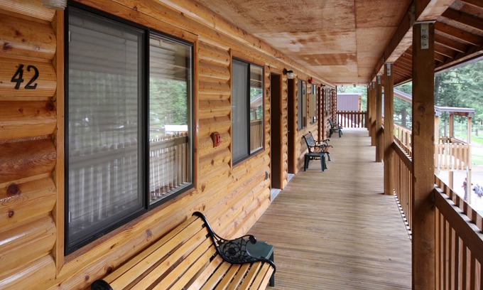 Joseph Hotel | Eagle Cap Chalets