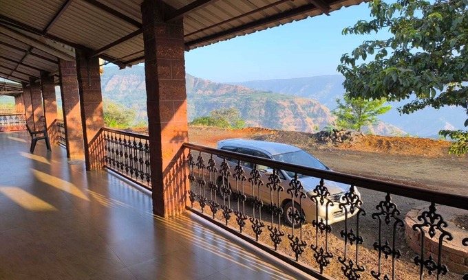 Mahabaleshwar Bed & Breakfast | Eagle Eye Resort