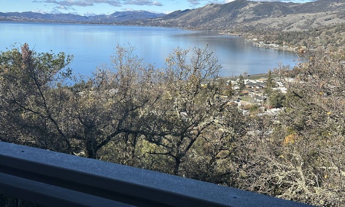 Lucerne House | Eagle Nest Retreat - Panoramic Lake and Mountain View