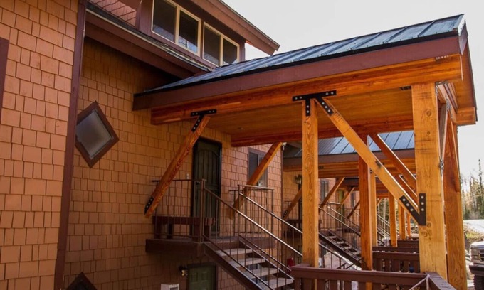 Beaver Condo | Eagle Point Ski Resort Nº6 Wooded Ridge Condos
