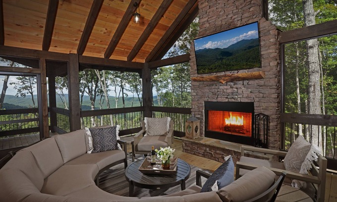 Aska Cabin | Eagle Ridge- Blue Ridge GA