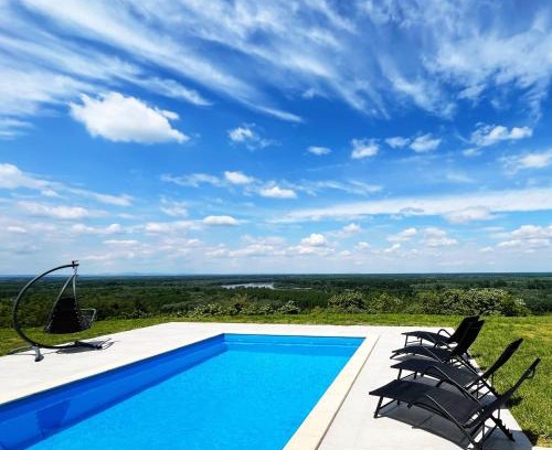 Batina Villa | Eagle's View Villa