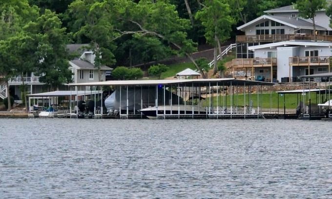 Lake Ozark Apartment | Eagles Nest LOTO 18-2B
