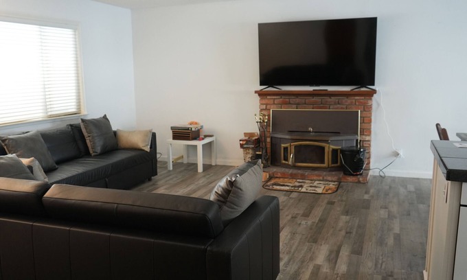 Upper Kingsbury House | Eagles Nest @ Upper Kingsbury