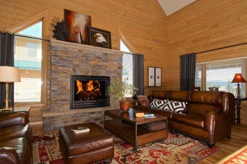 Island Park House | Eagles Perch