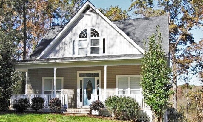 Boydton House | Eagles Retreat on Lake Gaston! Nature Lovers Paradise!