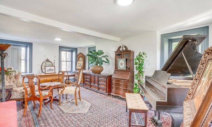 Norristown House | Eagleville Home w/Porch, Near Valley Forge Casino