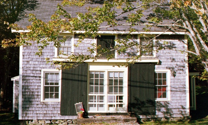 Pleasant Point Cottage | Early American Barn-Charming Salt Water Cottage In Historic Cushing, Maine