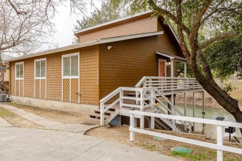 New Braunfels House | Earth Haus