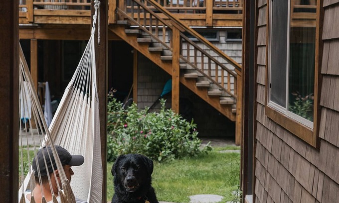 Savary Island Cabin | Earth Suite 2 - self contained 4 person cabin with luxury facilities