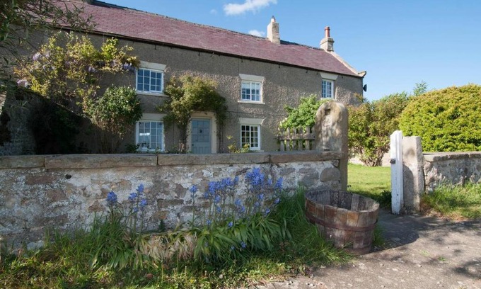 East Hauxwell House | East Ayrlow Banks