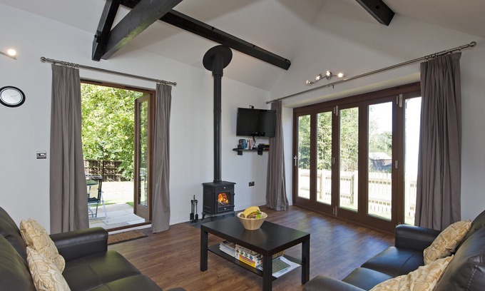 Wootton Bridge Cottage | East Barns - Fernhill Farm