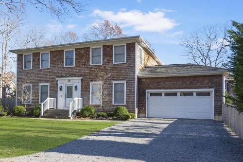 Springs House | East Hampton Retreat: Heated Pool, BBQ,Home Office