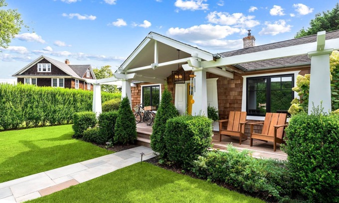 Village of East Hampton House | East Hampton Village Gem