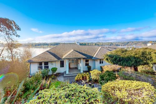 Shelton House | East Haven Lodge