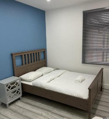 Lea Bridge Apartment | EAST LONDON APARTMENTS SELF check in