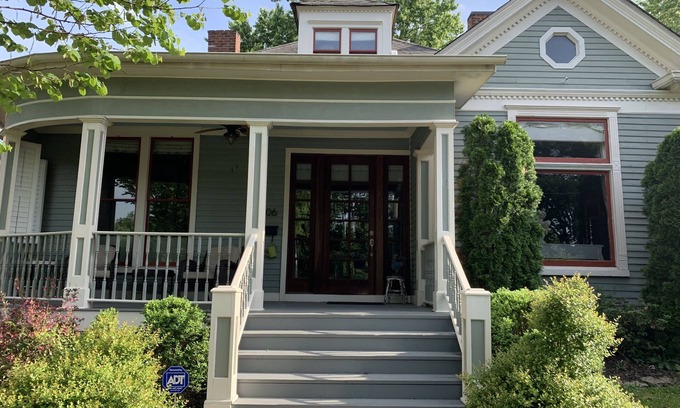 Five Points Cottage | East Nashville Chic Cottage in "Five Points" area 30+ Day stay only!