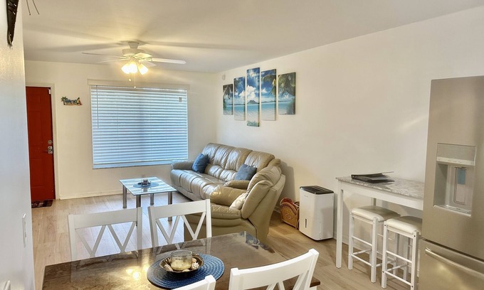 Boynton Beach Apartment | (East of US1) Walk to the Beach! (0.7 mile to beach)