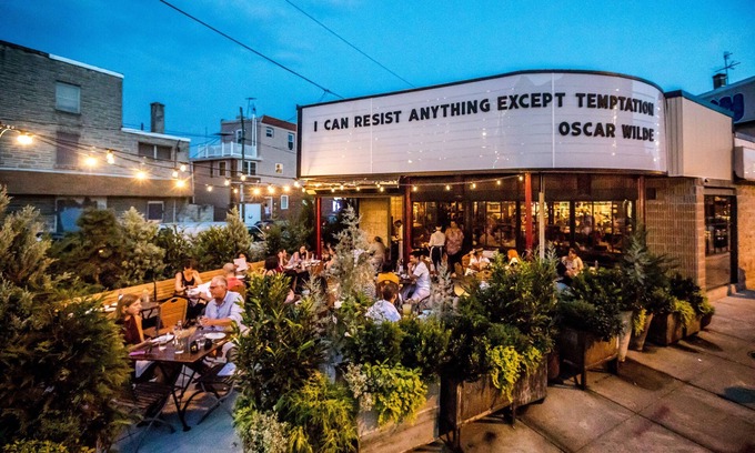 Passyunk Square Apartment | East Passyunk Trendy Apartment