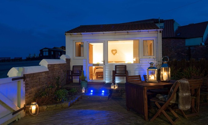 Sandsend Cottage | East Row Lodge
