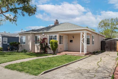 Alum Rock House | East SJ Entire 4Br Home Quiet