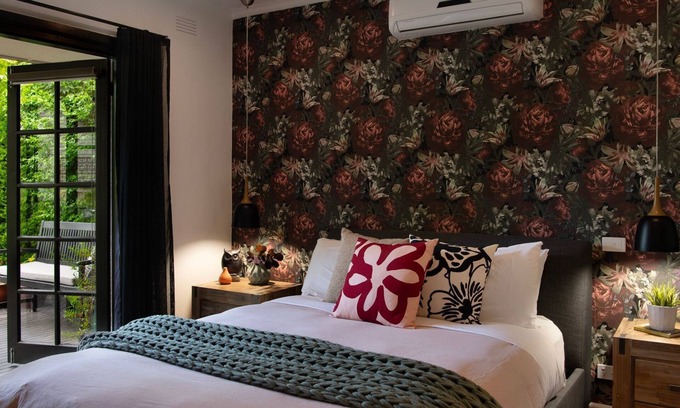 Daylesford Apartment | East St 1 - tranquil escape, cosy charm