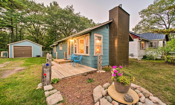 East Tawas Cabin | East Tawas Cabin w/Deck, Backyard & Fire Pit!